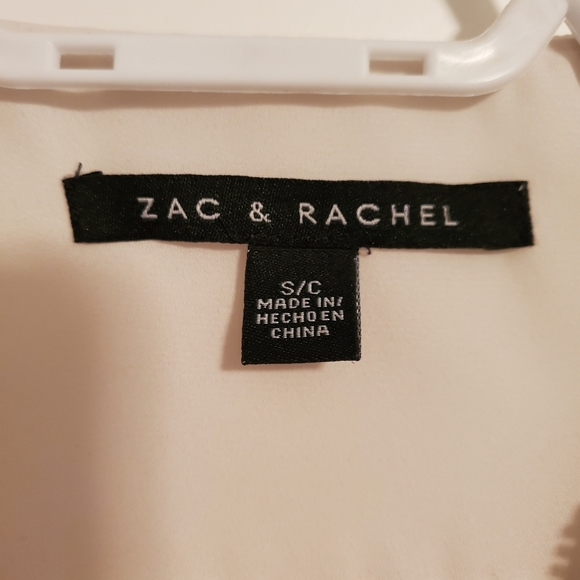 🌟3 for $25-White blouse with zipper - Picture 3 of 7